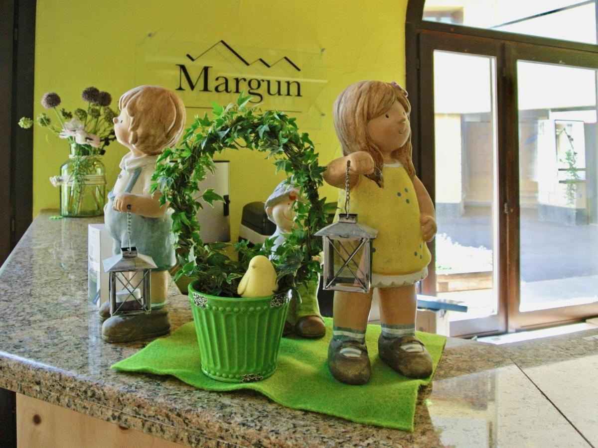 Residenza Chesa Margun-120 Apartment Surlej